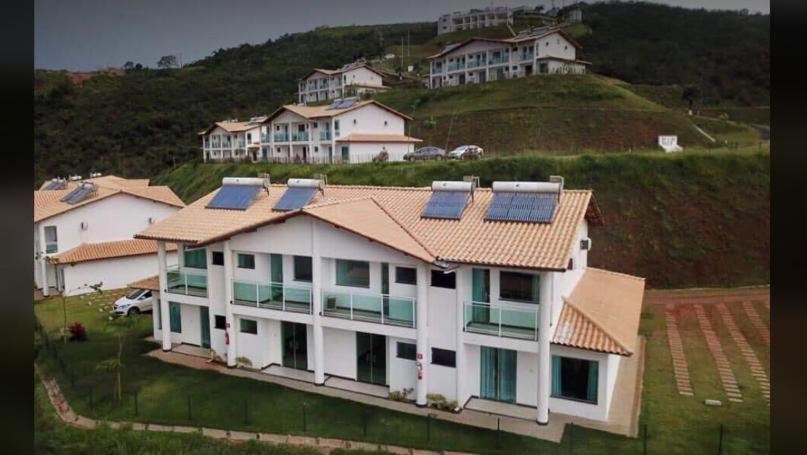  Casa no Mirante de Escarpas