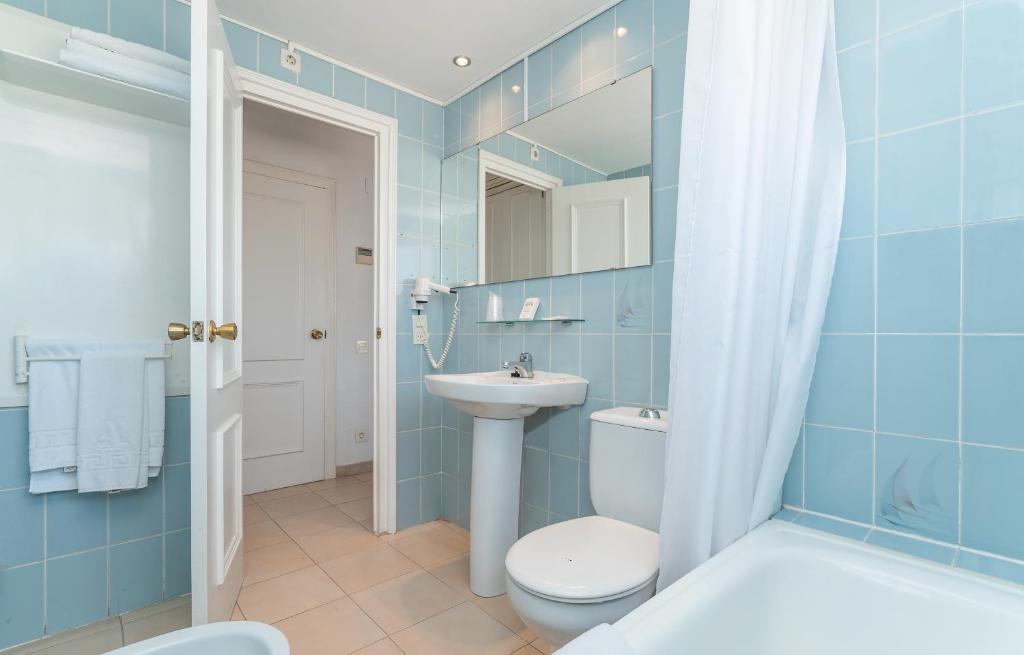 Koupelna v ubytování Hotel Platja d'Aro