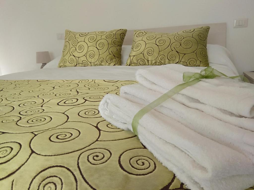 Ένα ή περισσότερα κρεβάτια σε δωμάτιο στο Frale House