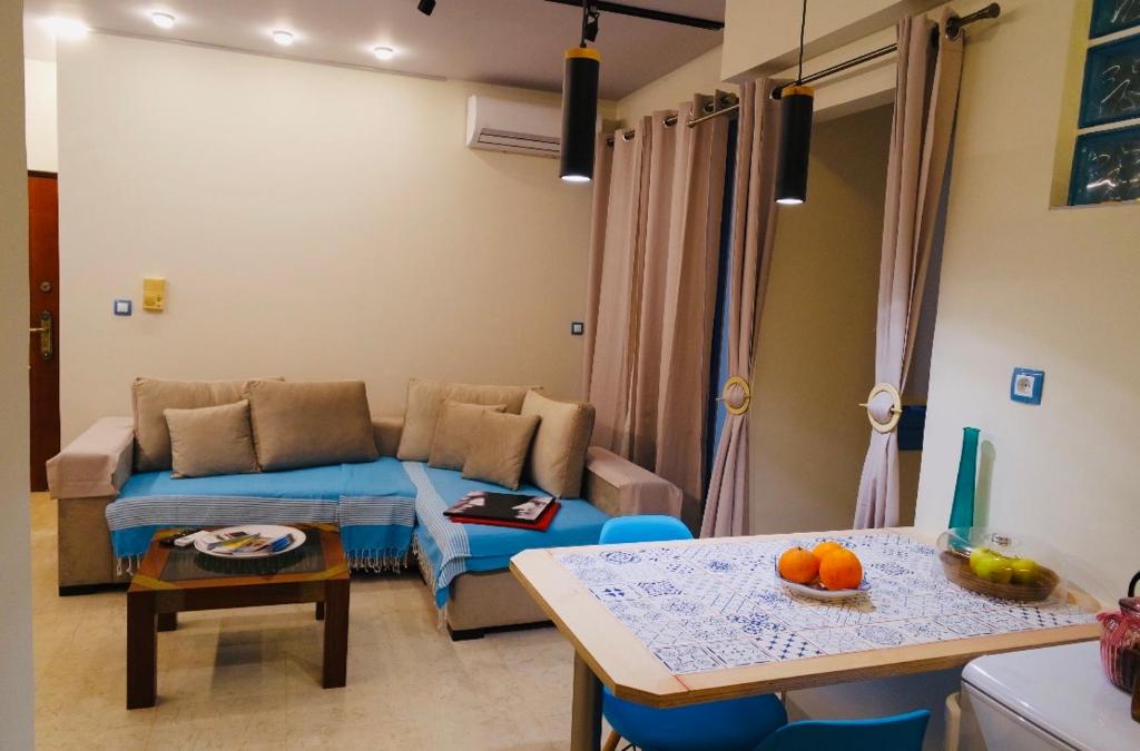 Część wypoczynkowa w obiekcie Piraeus Blue Grand Suite di Giorgio 10 mins from the port.