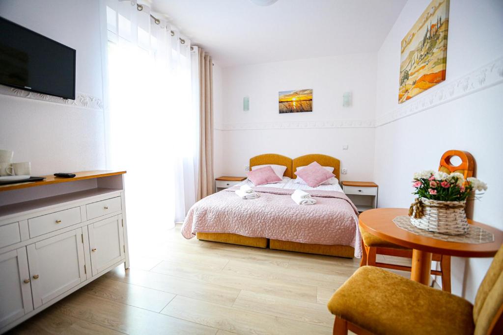 Villa Róża pokoje & apartamenty - 17