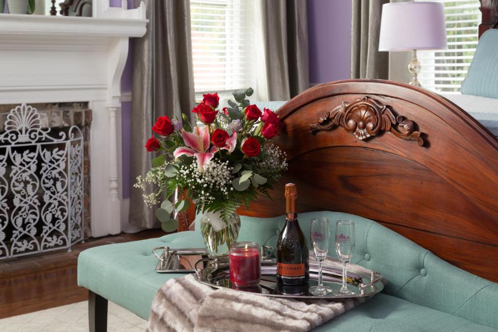 Bayfront Marin House - Deluxe King Suite