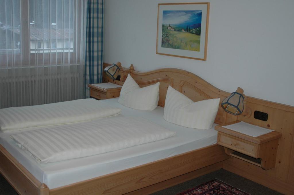 Hotel Garni Jennewein - 6