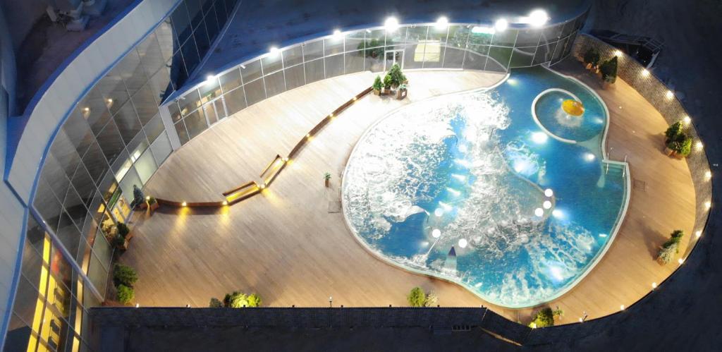 an overhead view of a swimming pool on a cruise ship at Марциаль in Tyumen