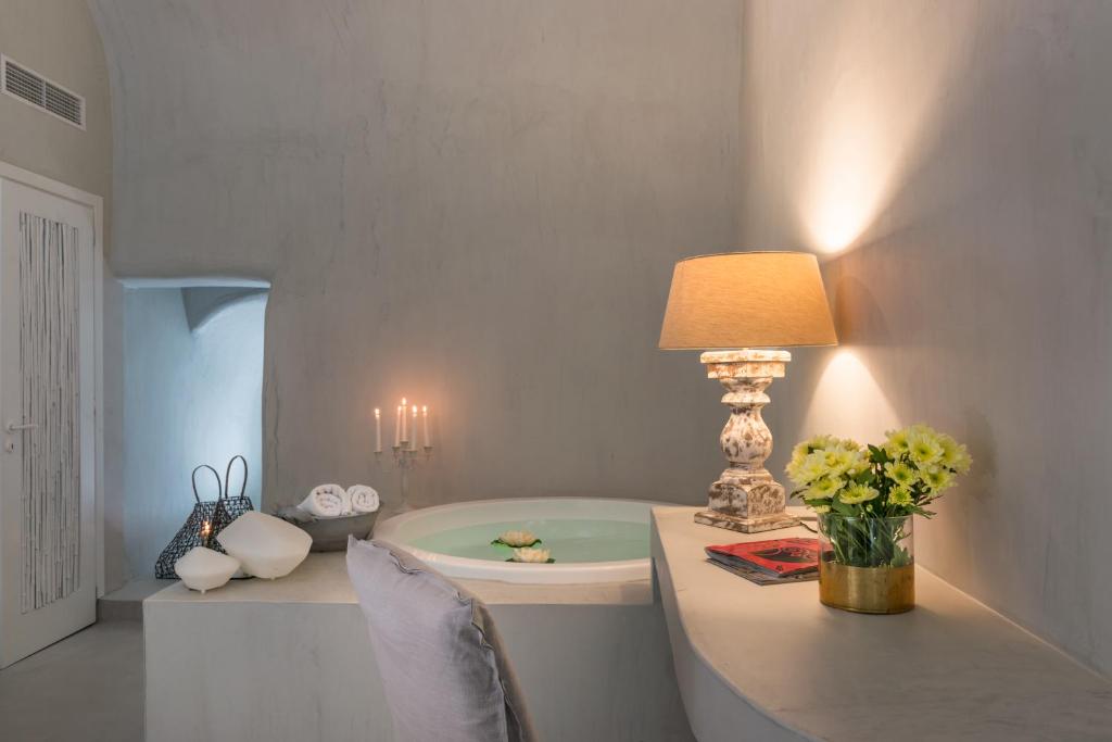 Mythical Blue Luxury Suites - 13