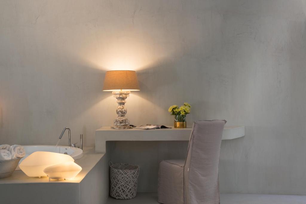 Mythical Blue Luxury Suites - 14