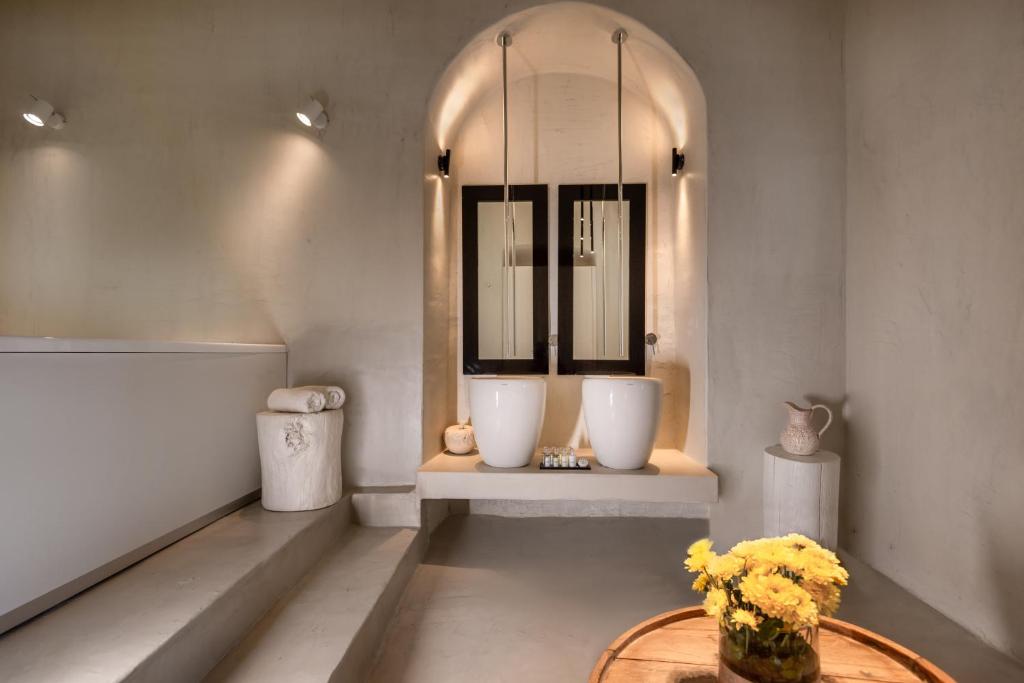 Mythical Blue Luxury Suites - 3