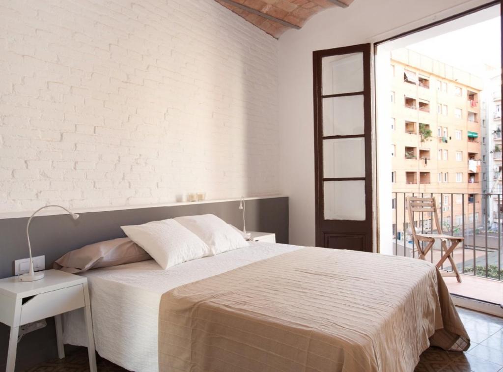 Napoles · Modernist flat close to Sagrada Familia