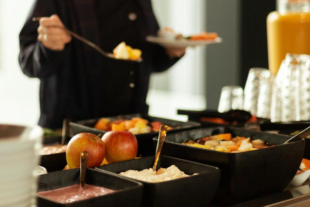 Holiday Inn - the niu Tab Dusseldorf Main Station by IHG - Resim 19