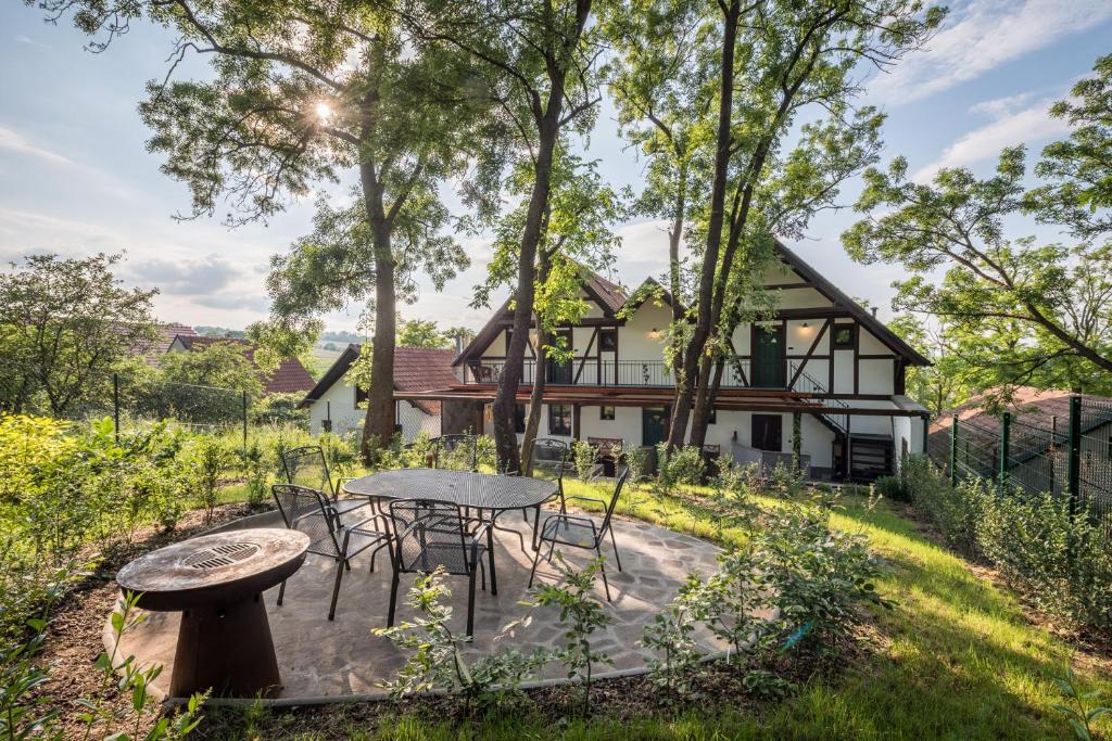 Zahrada ubytování Vinařství Vrátil - penzion