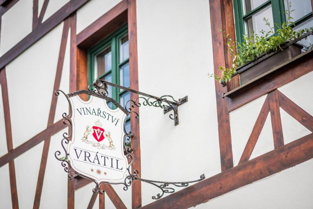 Certifikát, hodnocení, plakát nebo jiný dokument vystavený v ubytování Vinařství Vrátil - penzion