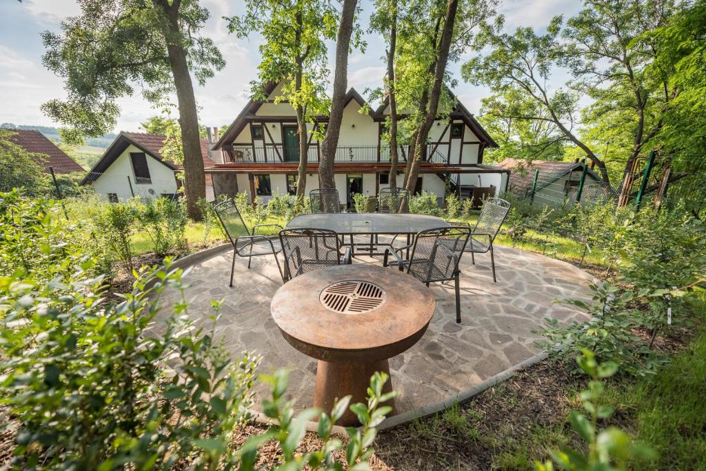 Zahrada ubytování Vinařství Vrátil - penzion