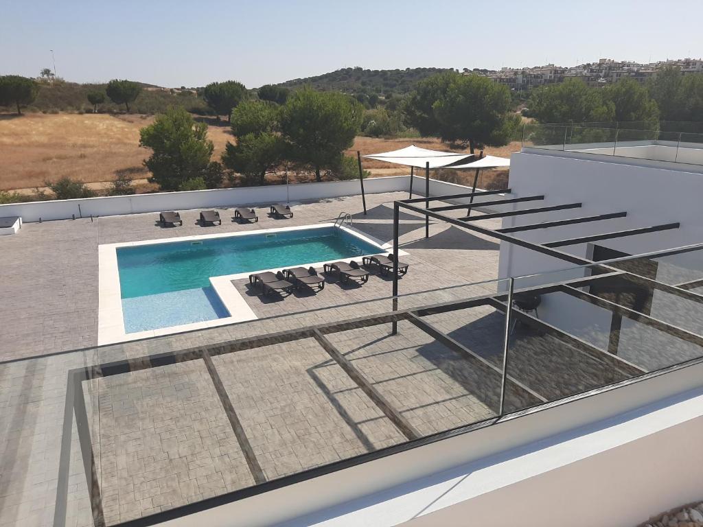 Bazén v ubytovaní LUXURY VILLA DOÑA BELLA alebo v jeho blízkosti