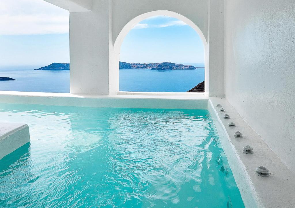 Dana Villas & Infinity Suites - Suíte De Piscina De Caverna