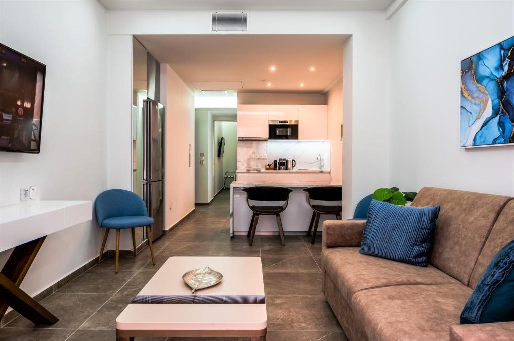 Posedenie v ubytovaní Chic Centre Suites Athens
