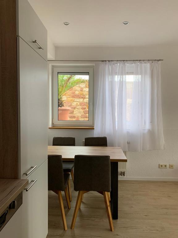 TV a/nebo společenská místnost v ubytování HGH - Hotel Garni Helbig