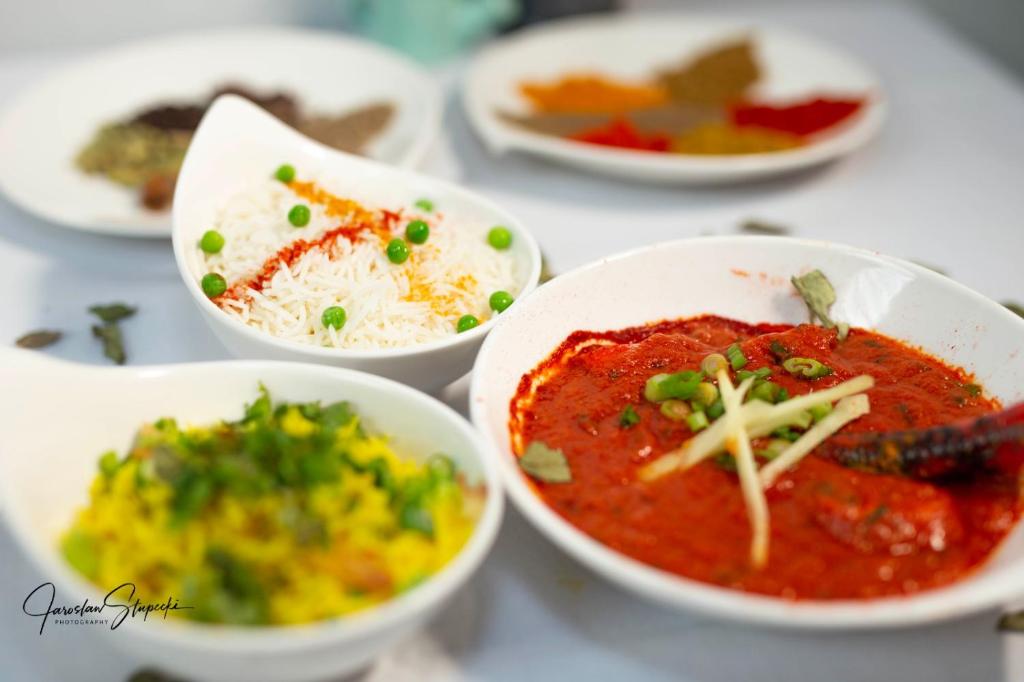 Makanan di atau berdekatan hotel