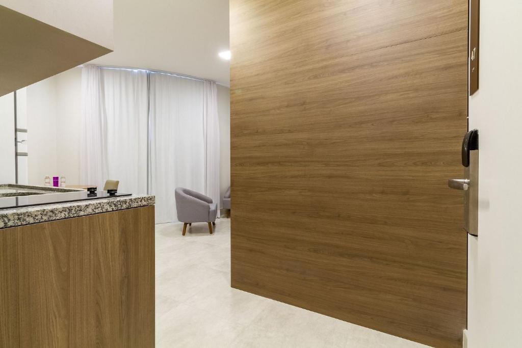  Housi Jacques Pilon Residence