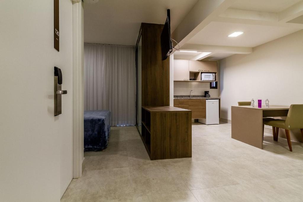  Housi Jacques Pilon Residence