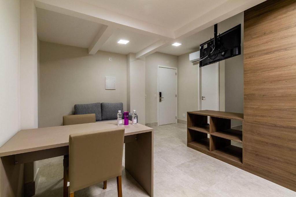  Housi Jacques Pilon Residence