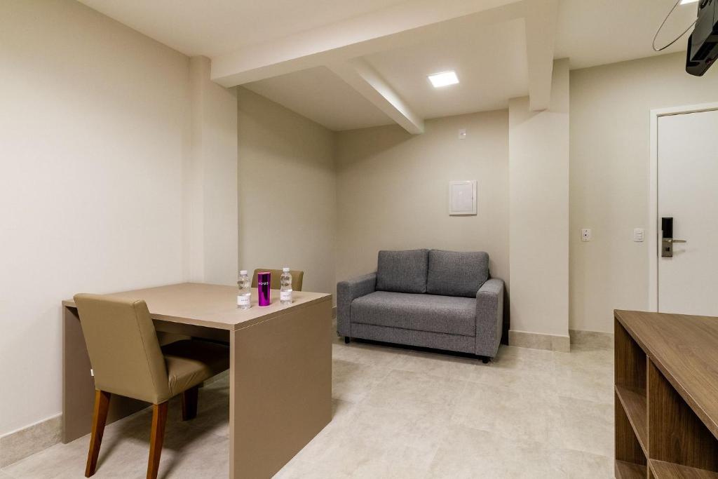  Housi Jacques Pilon Residence