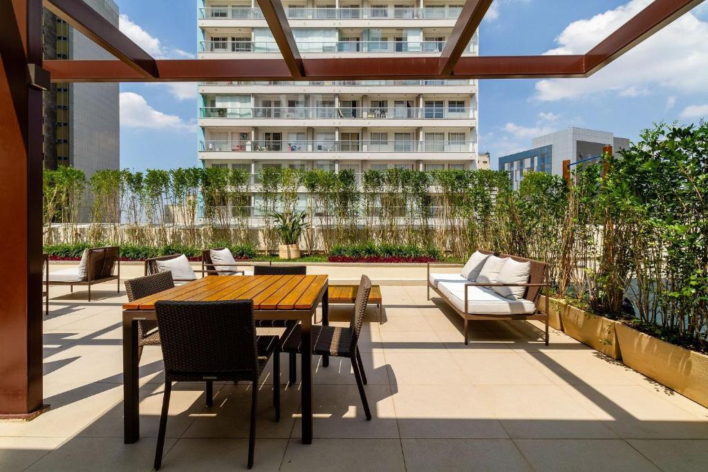  Housi Jacques Pilon Residence