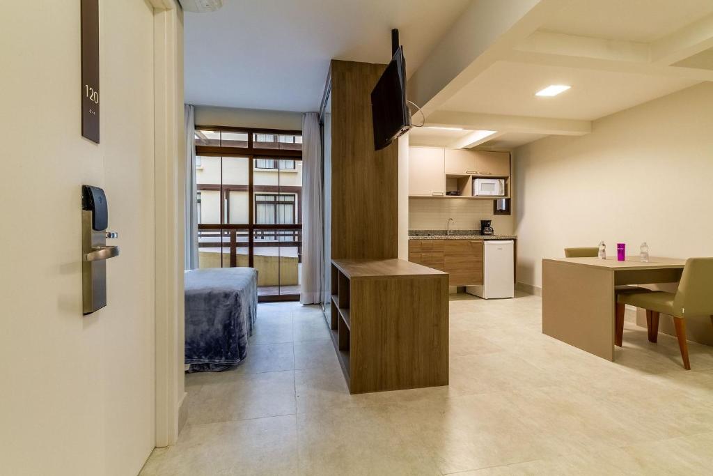  Housi Jacques Pilon Residence