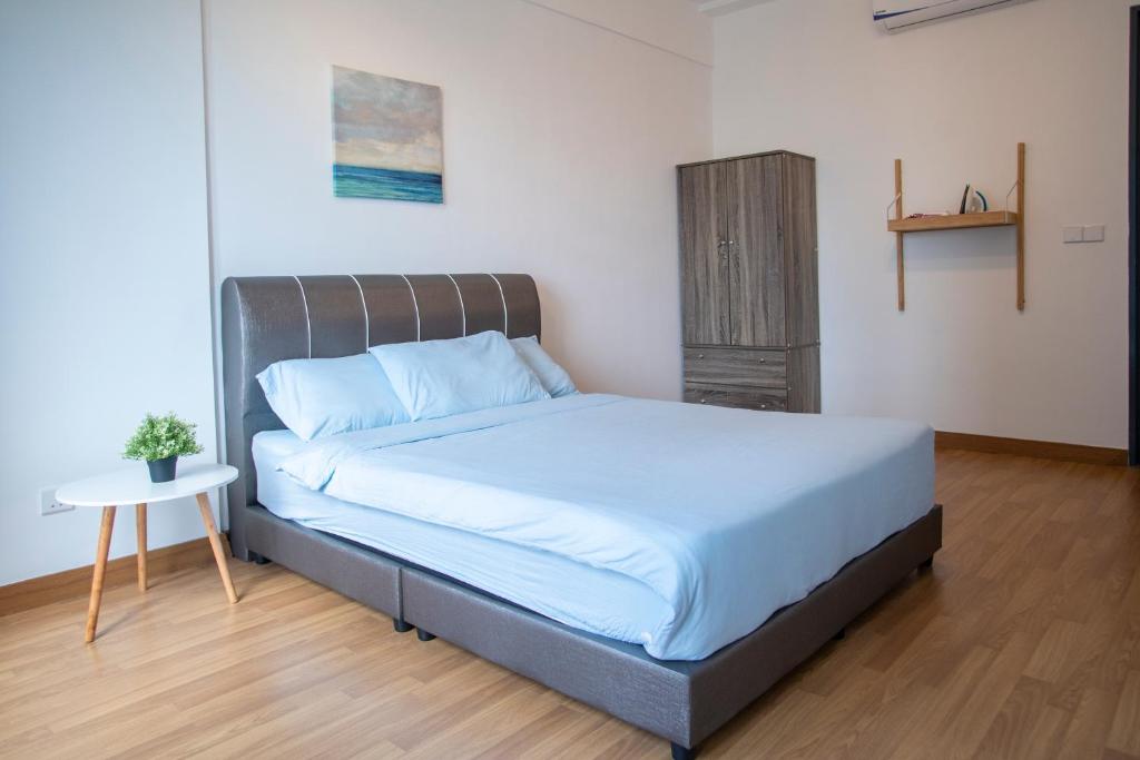 Tropicana 218 MACALISTER - 