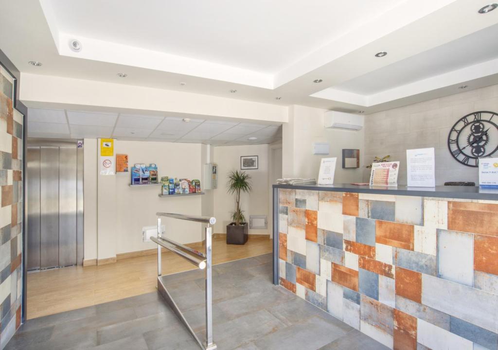 TORREMOLINOS Deluxe Apartment, Torremolinos – Updated 2023 Prices
