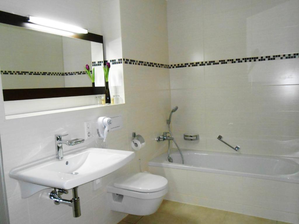 Koupelna v ubytování Hotel Weisse Elster