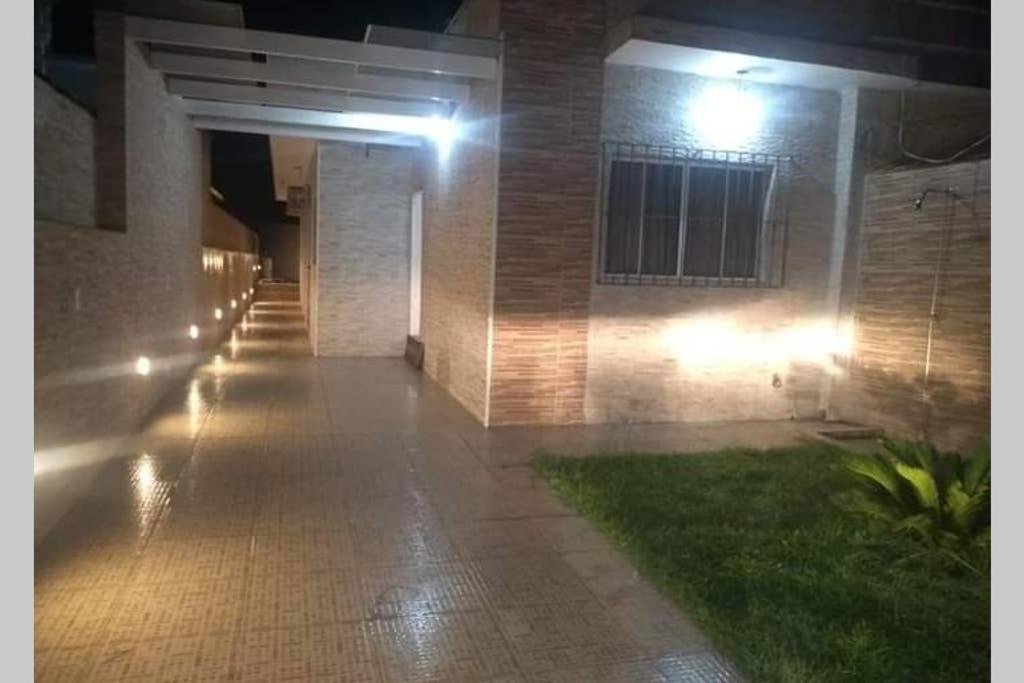  CASA TEMPORADA PRAIA PERUÍBE