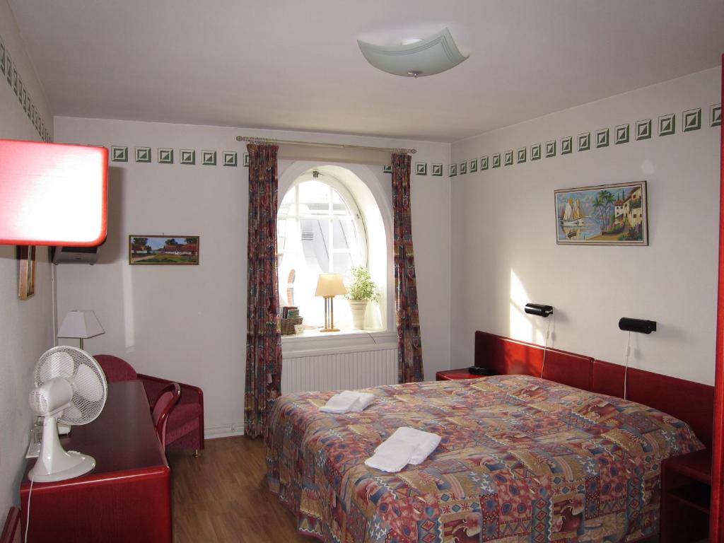 Sjöbo Gästgifvaregård - Offre Spéciale - Chambre Lits Jumeaux