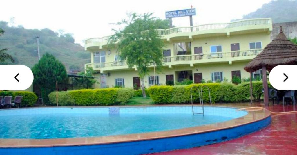 The swimming pool at or close to Hill View