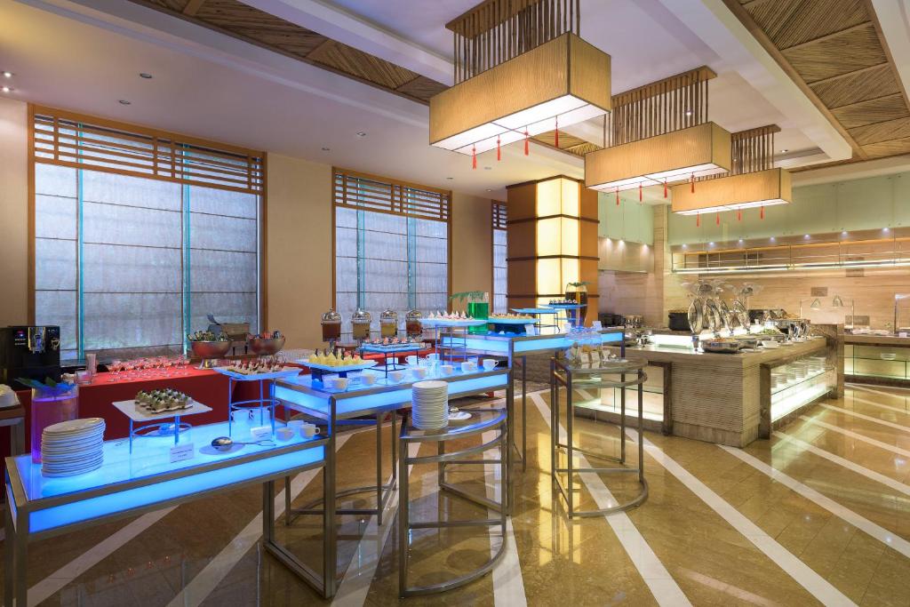 Kuchyň nebo kuchyňský kout v ubytování Pullman Zhangjiajie Hotel - Instagrammable