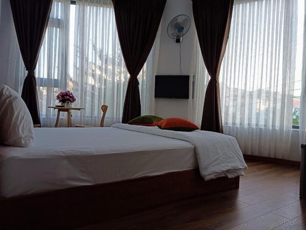 Postel nebo postele na pokoji v ubytování Việt Homestay Quy Nhơn