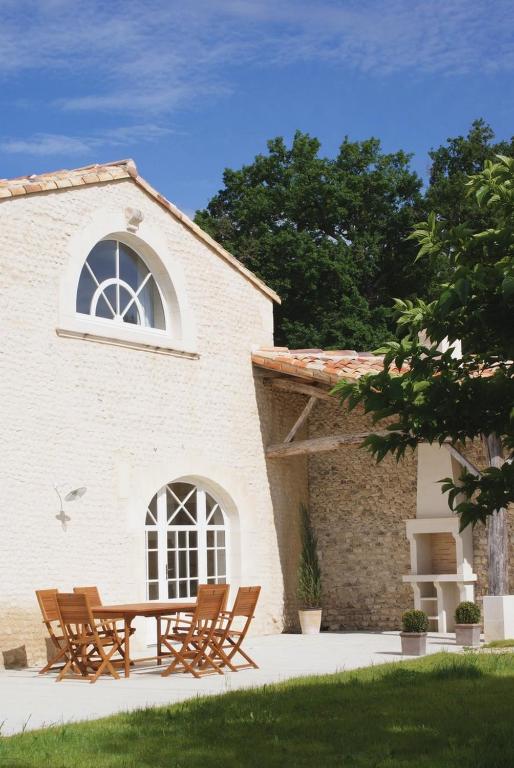 Fontaines-dʼOzillac – Photos 1