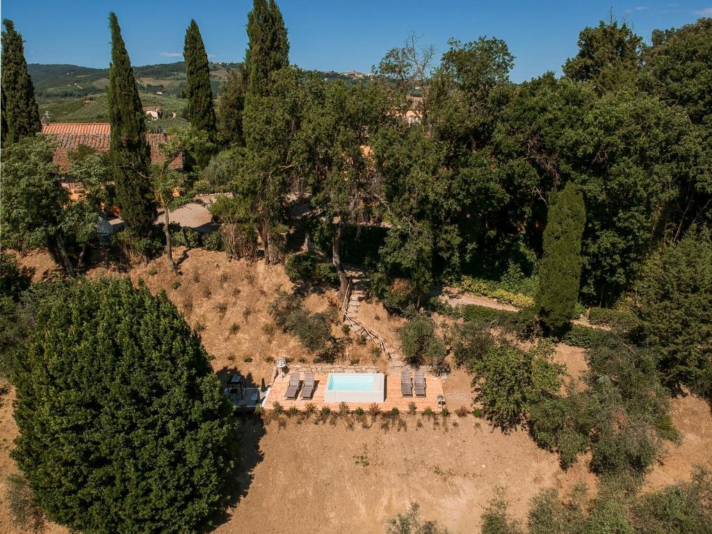 Basen w obiekcie Il Leccio - casa toscana il fienile lub w pobliżu