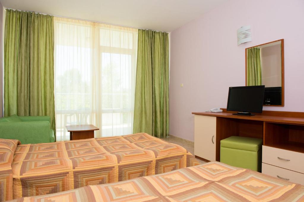 Ivana Palace Hotel - Free Parking - Habitación Doble O Gemela Con Cama Adicional (3 Adultos)