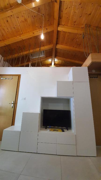 TV a/nebo společenská místnost v ubytování Franceska apartmani