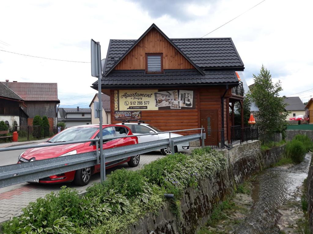 Budova, v ktorej sa apartmán nachádza