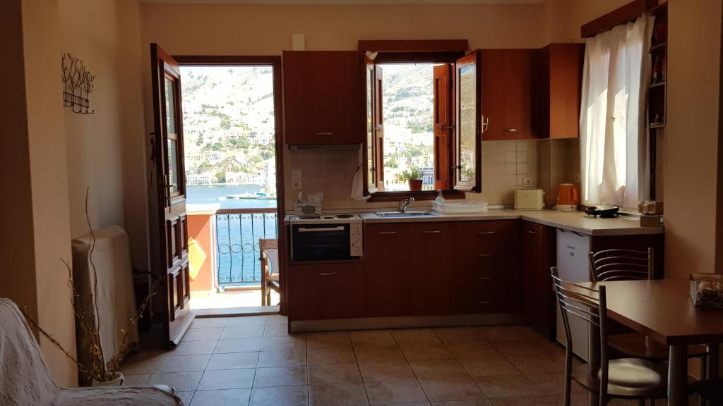 Kleanthi and Kostas Studios - 17