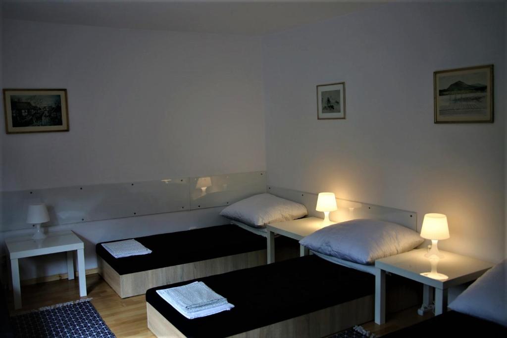 Świerkowa 26 TanieSpanie - Quadruple Room With Shared Bathroom