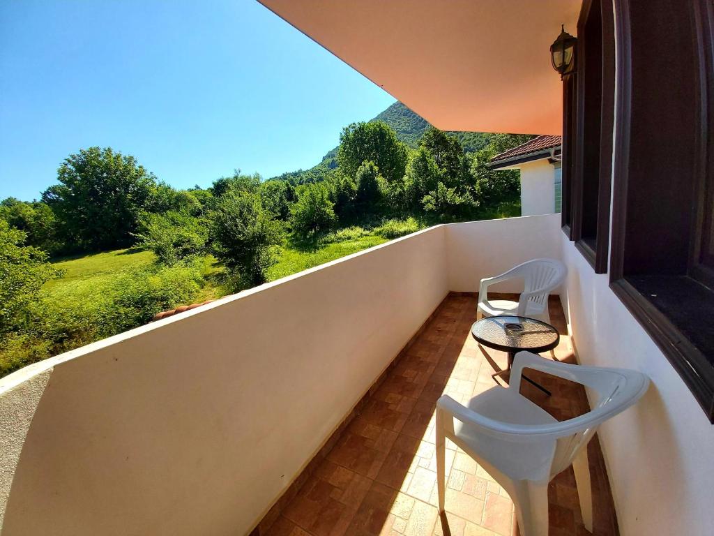 Hotel Aleksandrina - Habitación Doble Con Terraza