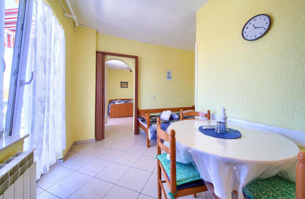 Fotografie z fotogalerie ubytování Stella Apartmani Malinska Samoborska 9 v destinaci Malinska