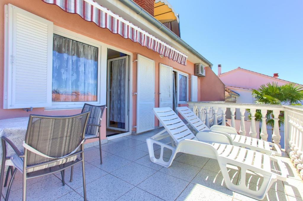 Balkón nebo terasa v ubytování Stella Apartmani Malinska Samoborska 9