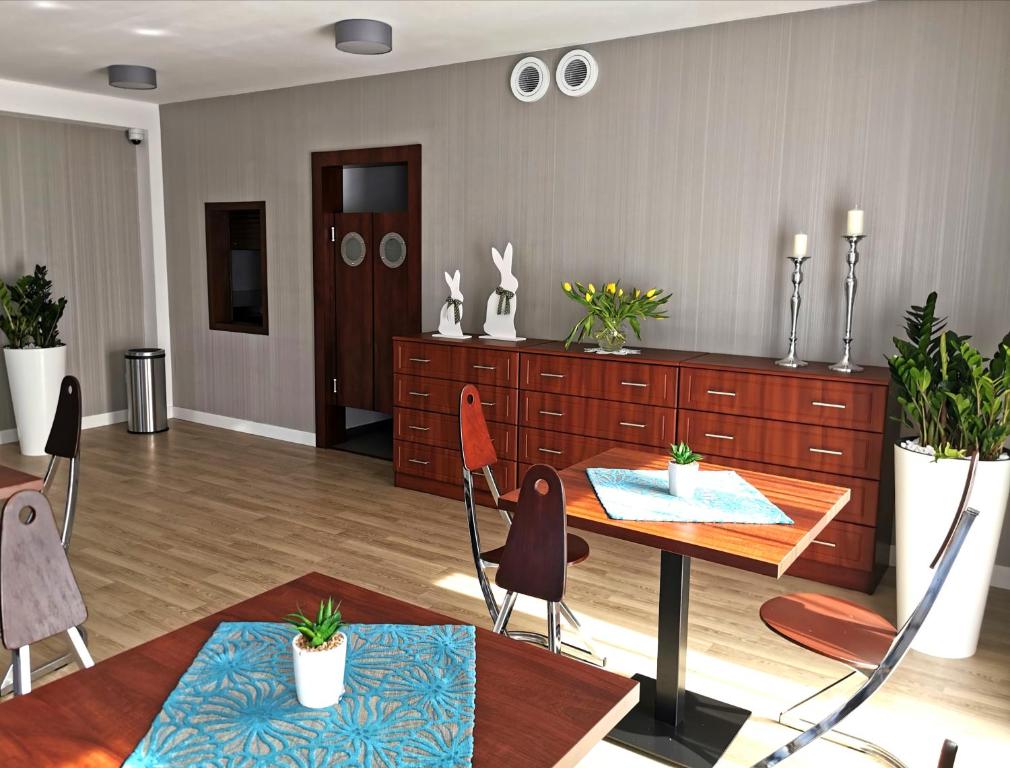 Posedenie v ubytovaní Hotel Przy Solankach