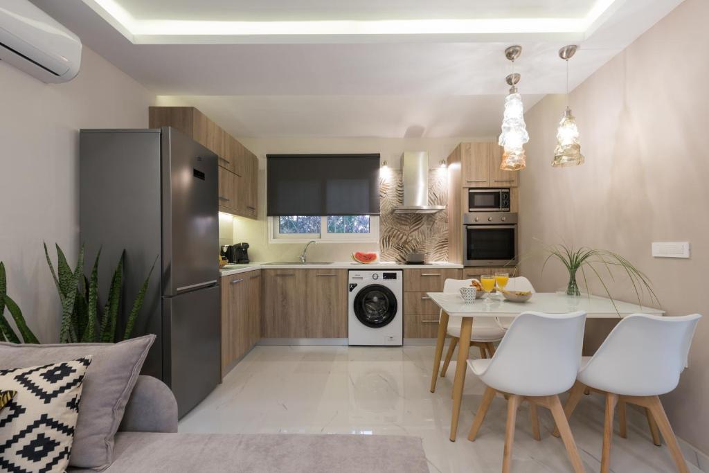 Kuchyňa alebo kuchynka v ubytovaní Margaritari Apartments