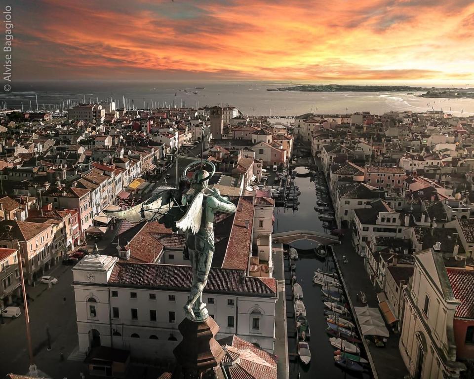 Nespecifikovaný výhled na destinaci Chioggia nebo výhled na město při pohledu z hotelu