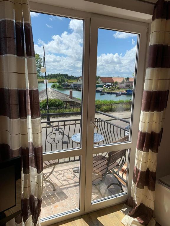 Panorama - Dreifachzimmer Mit Balkon