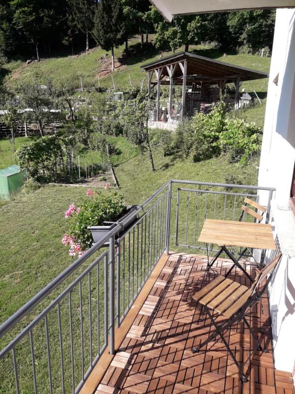 Balkón nebo terasa v ubytování Apartments Justin